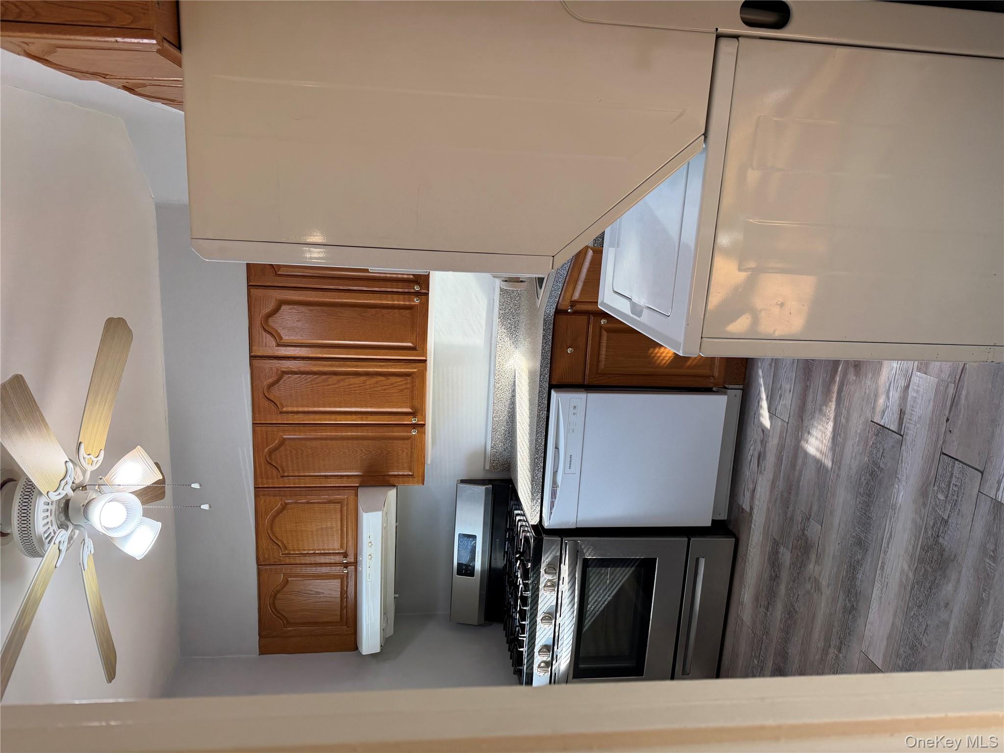 #4 photo, 260-56 75th Avenue, Glen Oaks , NY 11004