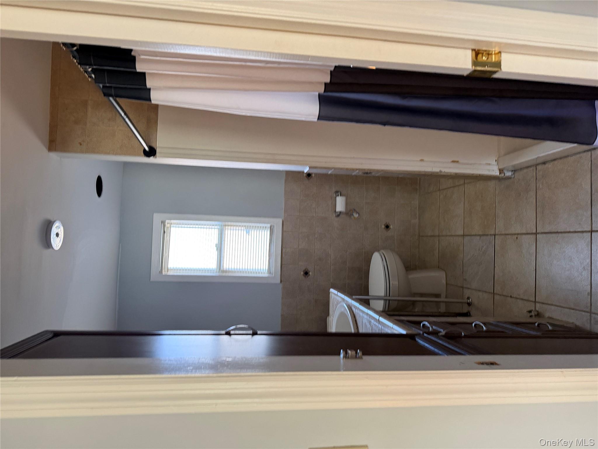 #5 photo, 260-56 75th Avenue, Glen Oaks , NY 11004