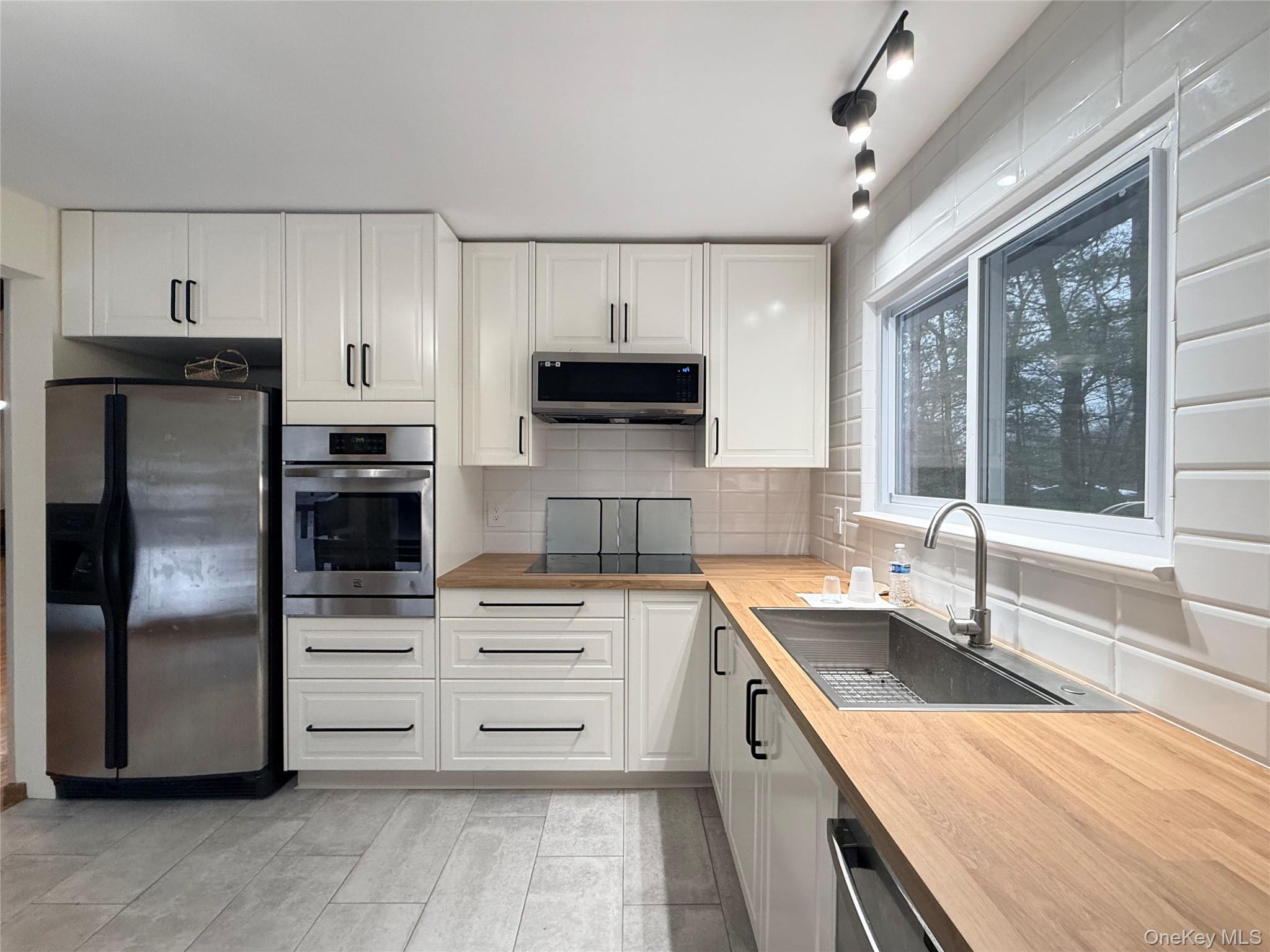 #2 photo, 15 Norfolk Court, 紐約州 Rock Hill , NY 12775