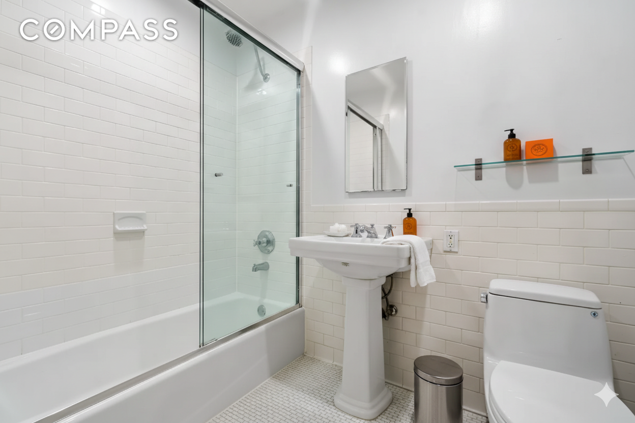 #7 photo, Brooklyn, Vinegar Hill , NY 11201