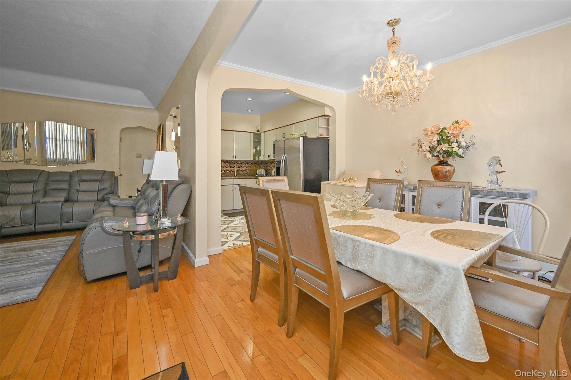 #4 photo, 77-06 Kneeland Avenue, Elmhurst , NY 11373