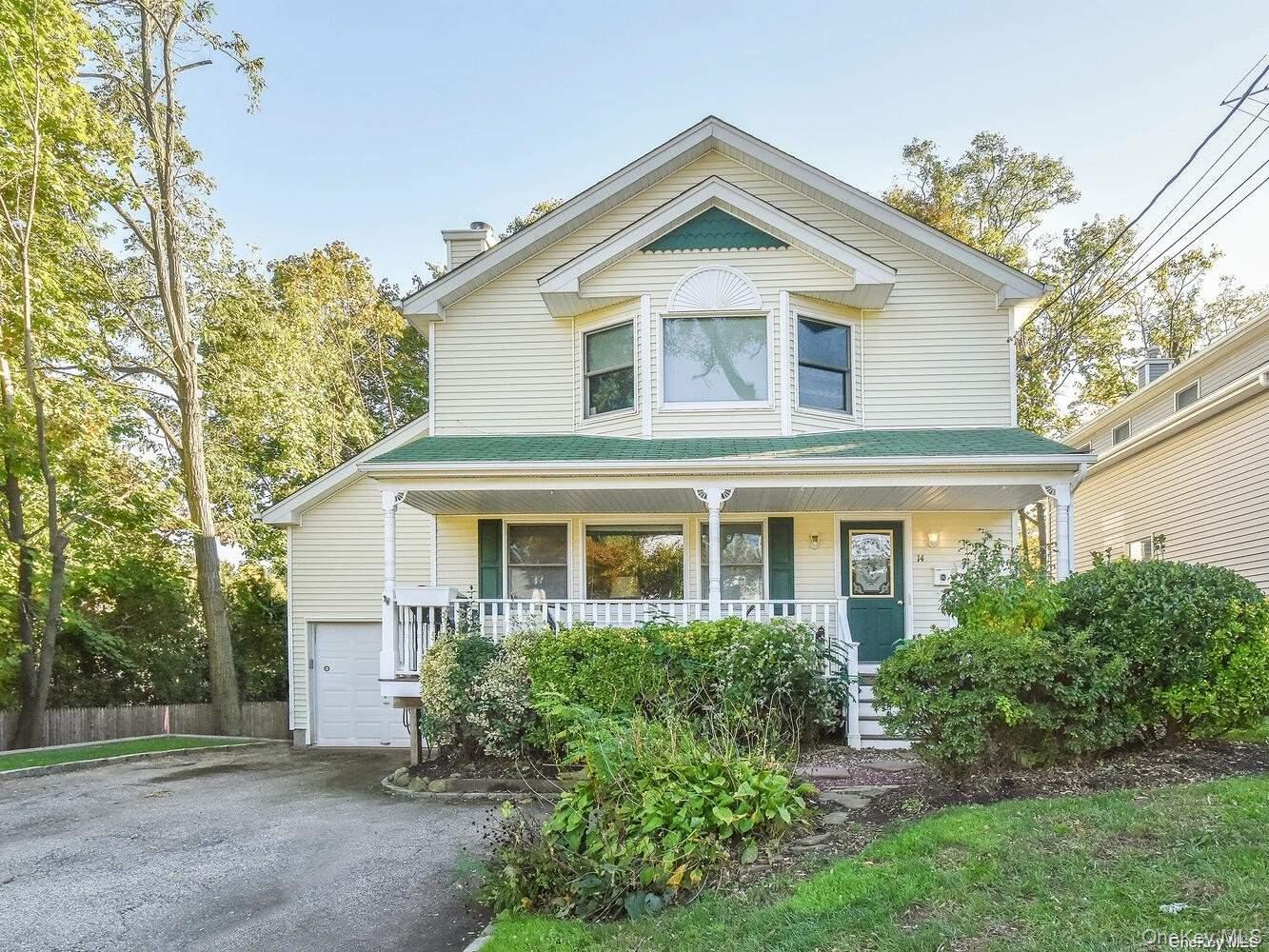 #1 photo, 14 Hillcrest Street, Huntington , NY 11743