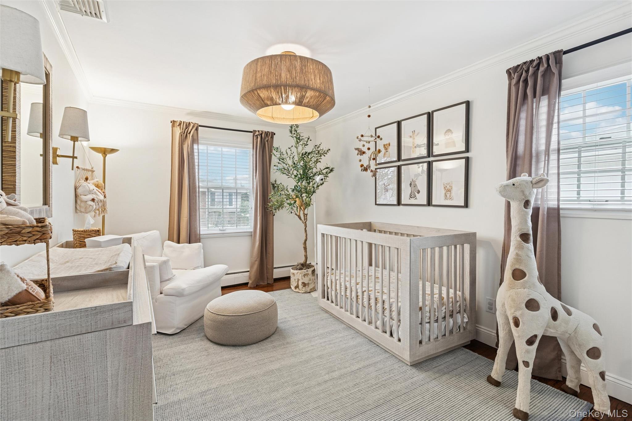 #17 photo, 1827 Glenn Lane, ناسو Merrick , NY 11566