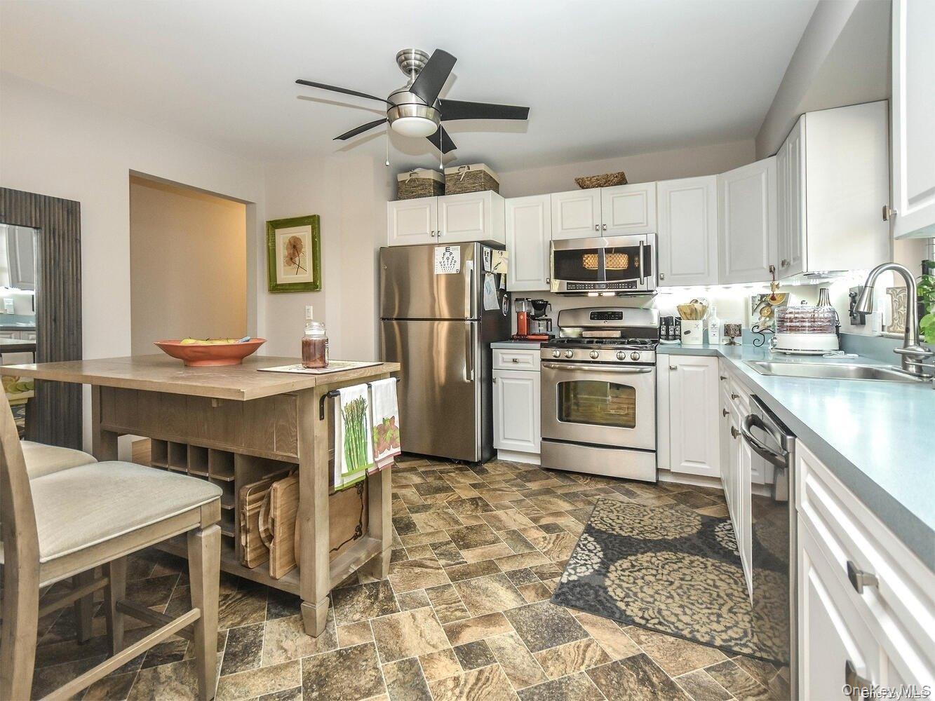 #4 photo, 3 Ale Court, מחוז סאפוק Centerport , NY 11721