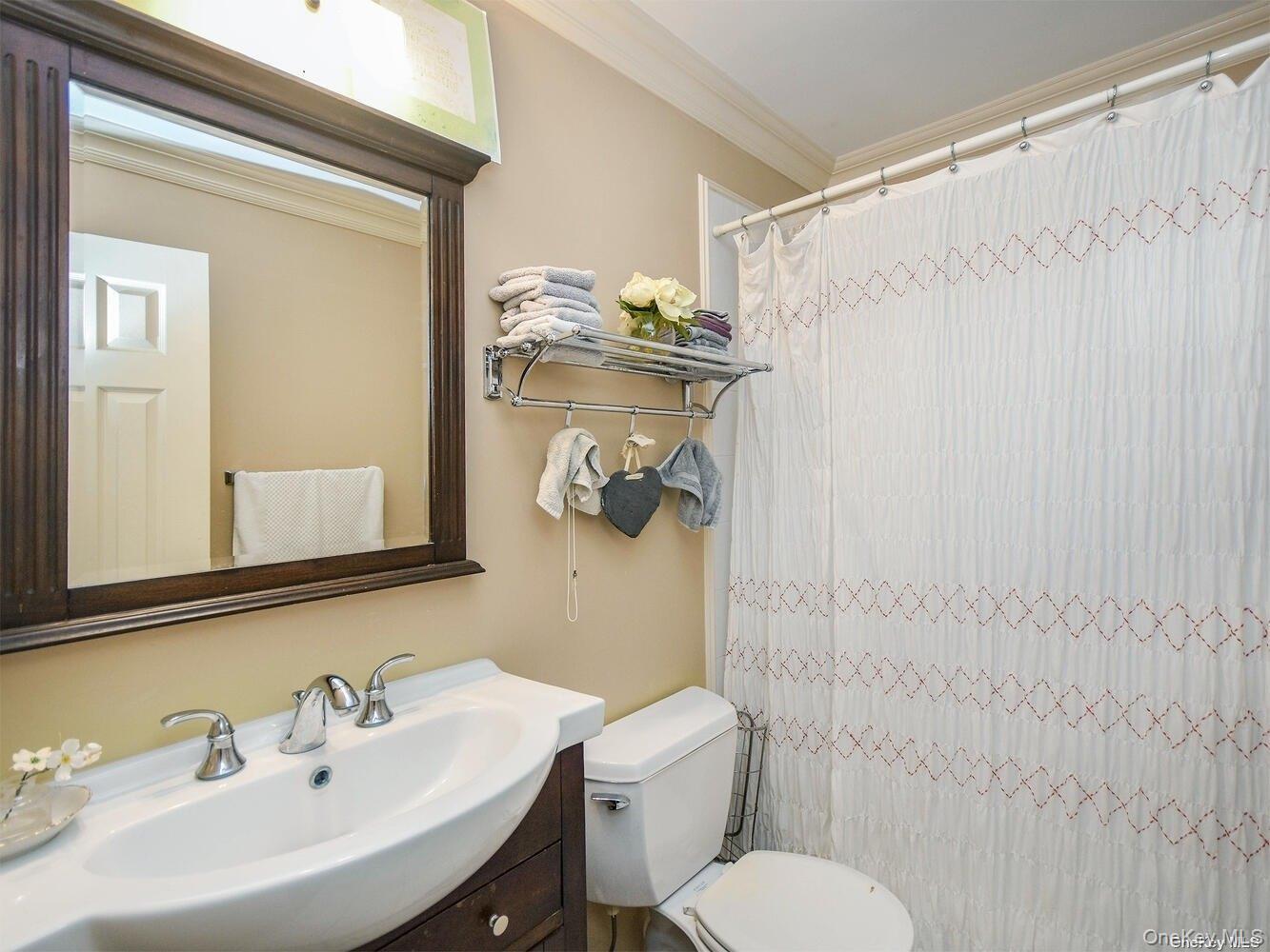 #11 photo, 4 Ale Court, מחוז סאפוק Centerport , NY 11721