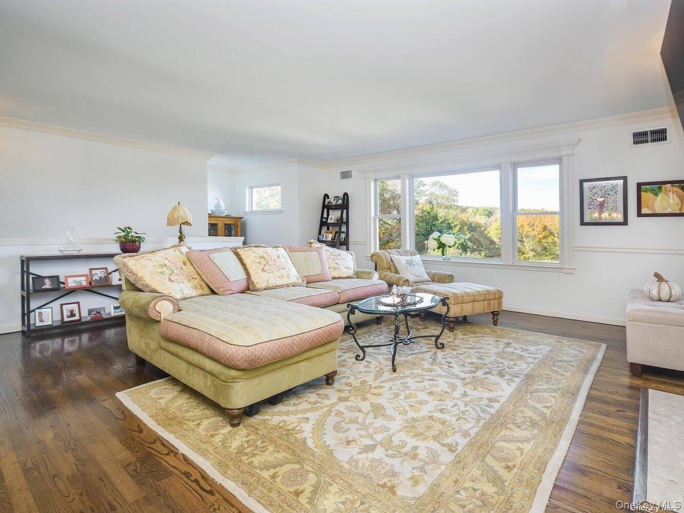 #13 photo, 4 Ale Court, מחוז סאפוק Centerport , NY 11721