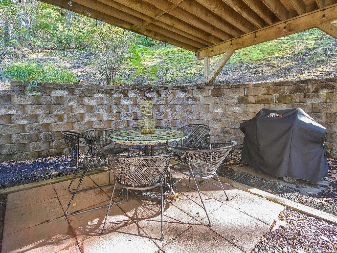 #6 photo, 4 Ale Court, מחוז סאפוק Centerport , NY 11721