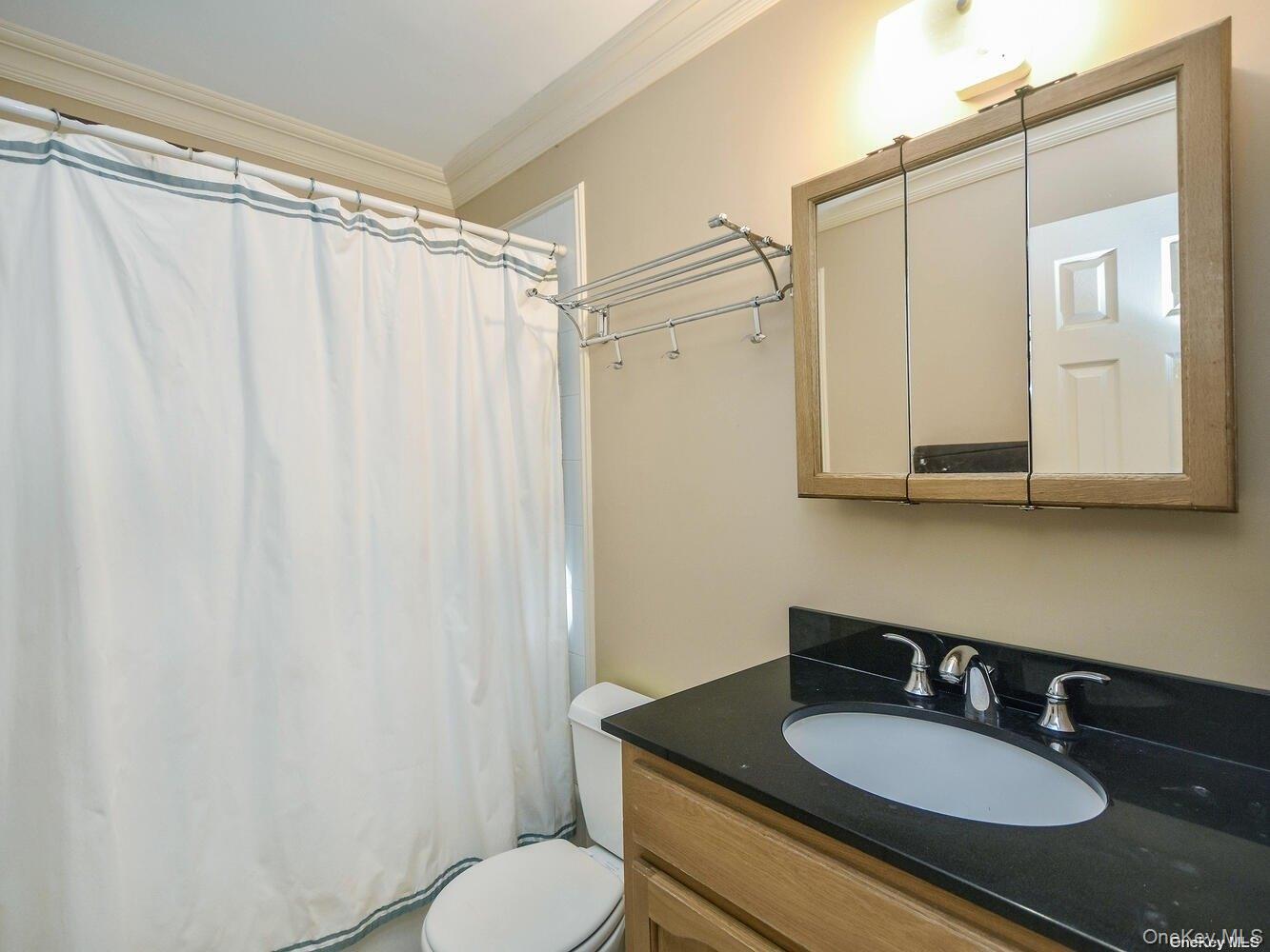 #8 photo, 4 Ale Court, מחוז סאפוק Centerport , NY 11721