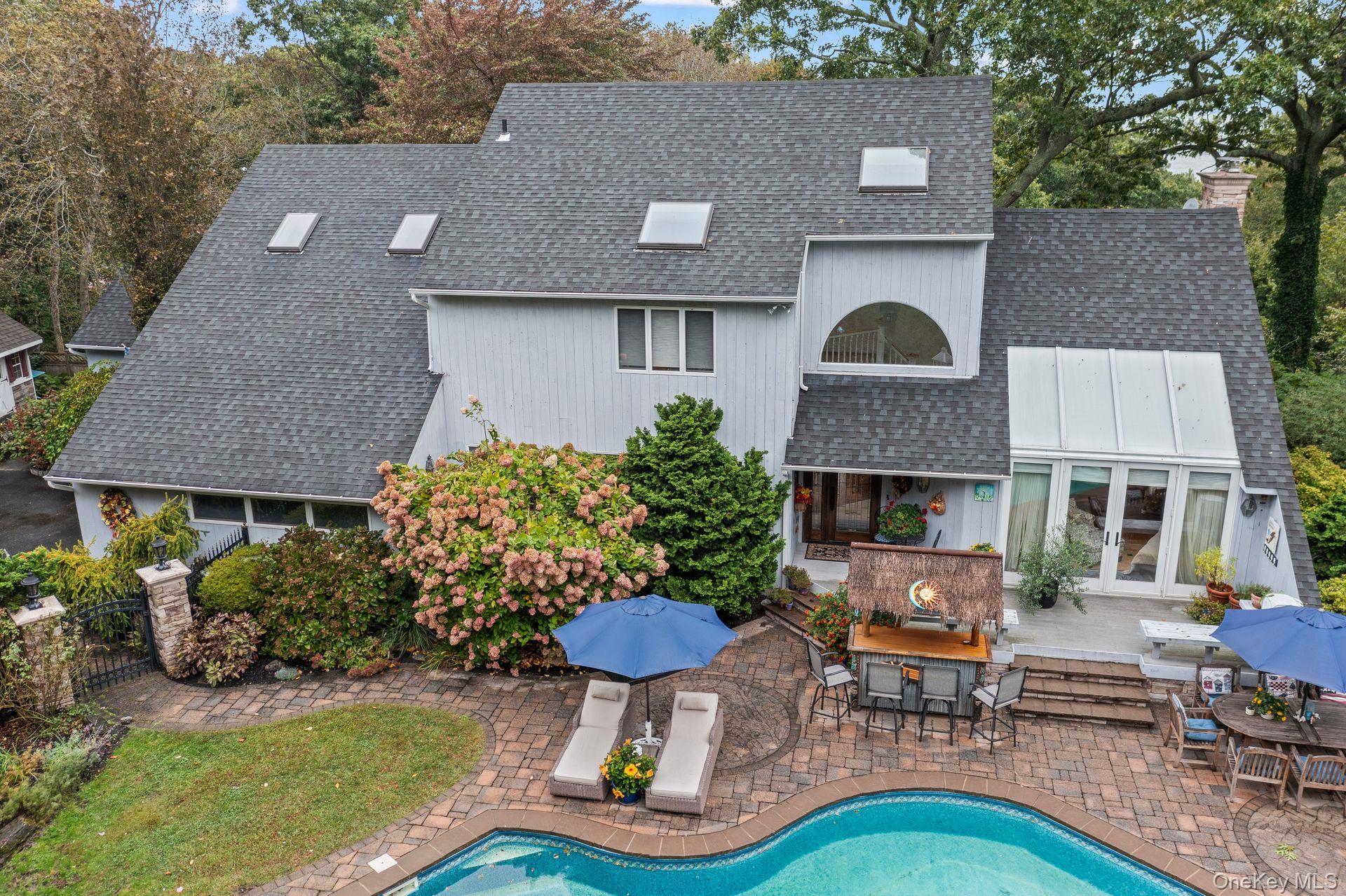 #6 photo, 6 Bluffview Court, سوفولك Miller Place , NY 11764