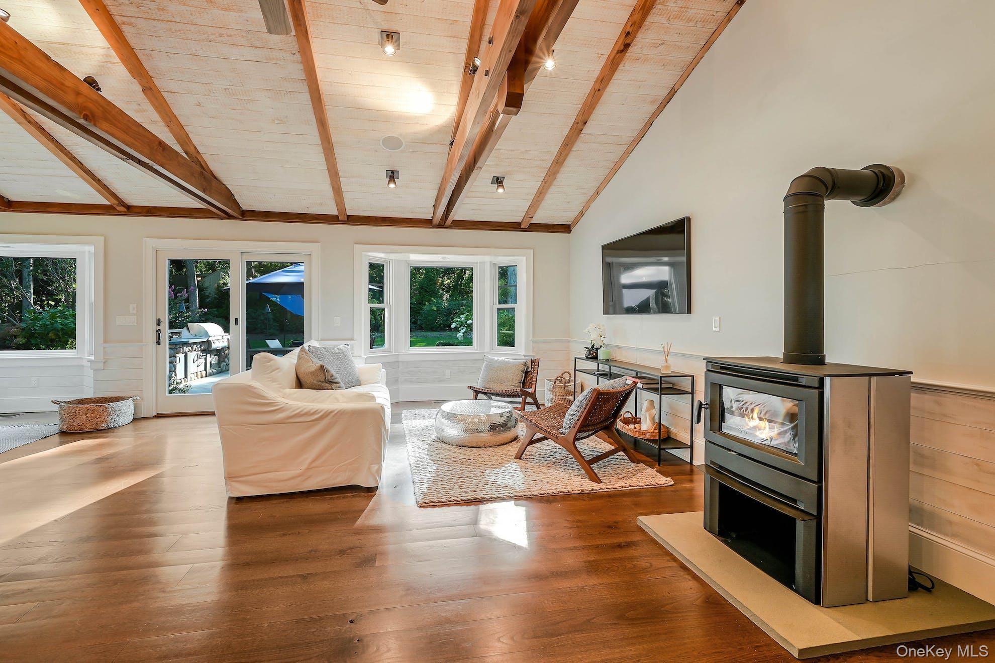 #3 photo, 1600 Pine Tree Road, सफ़ोक काउंटी Cutchogue , NY 11935