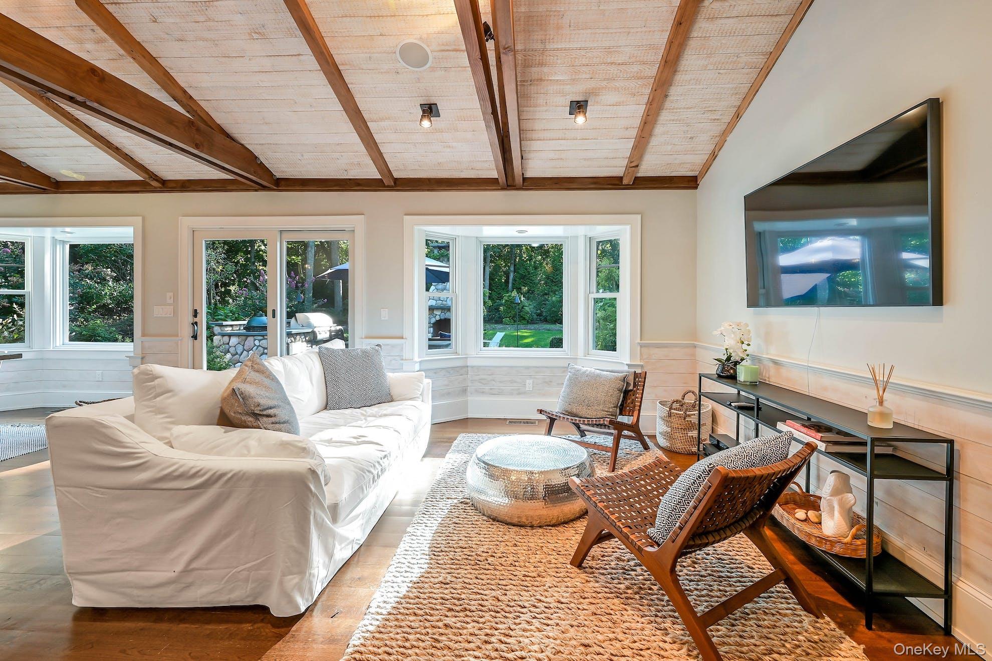 #4 photo, 1600 Pine Tree Road, सफ़ोक काउंटी Cutchogue , NY 11935