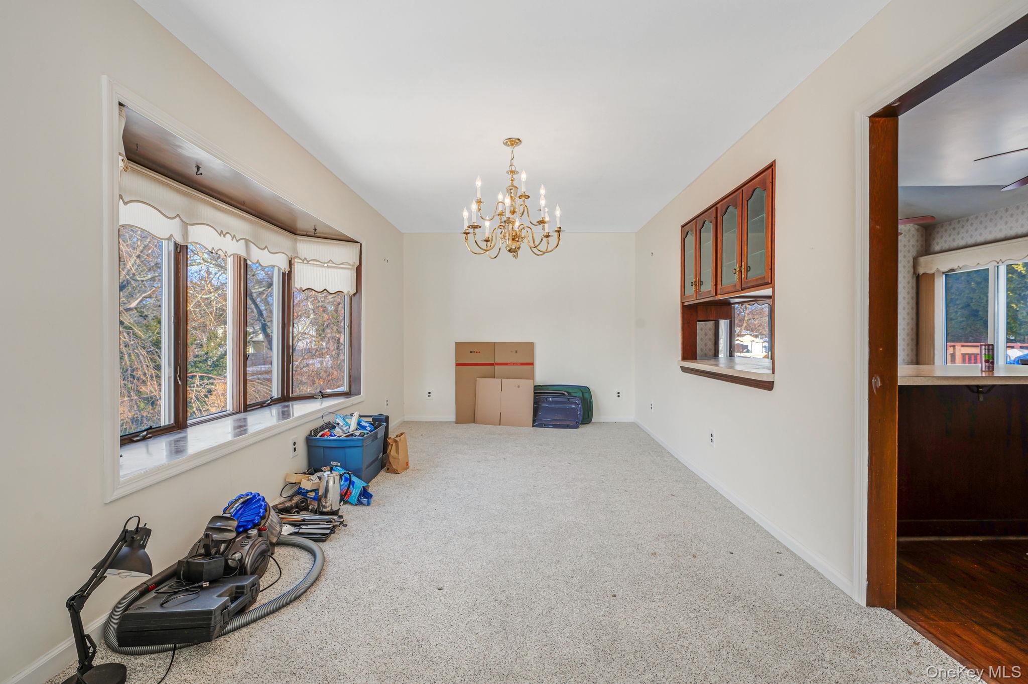 #11 photo, 109 Utica Street, सफ़ोक काउंटी Bay Shore , NY 11706