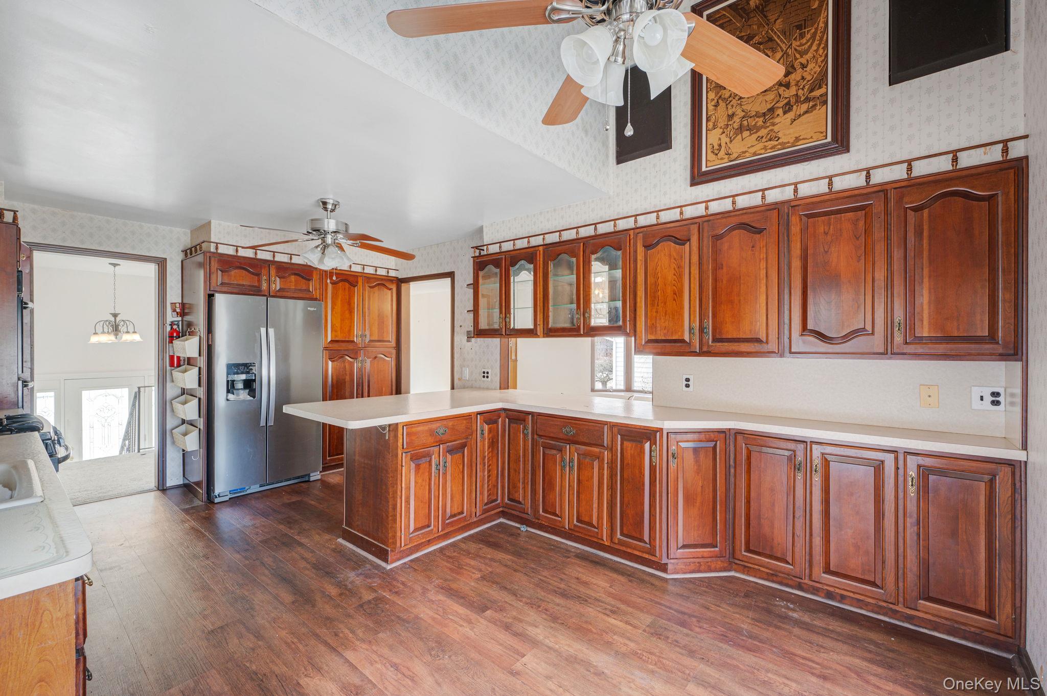 #15 photo, 109 Utica Street, सफ़ोक काउंटी Bay Shore , NY 11706