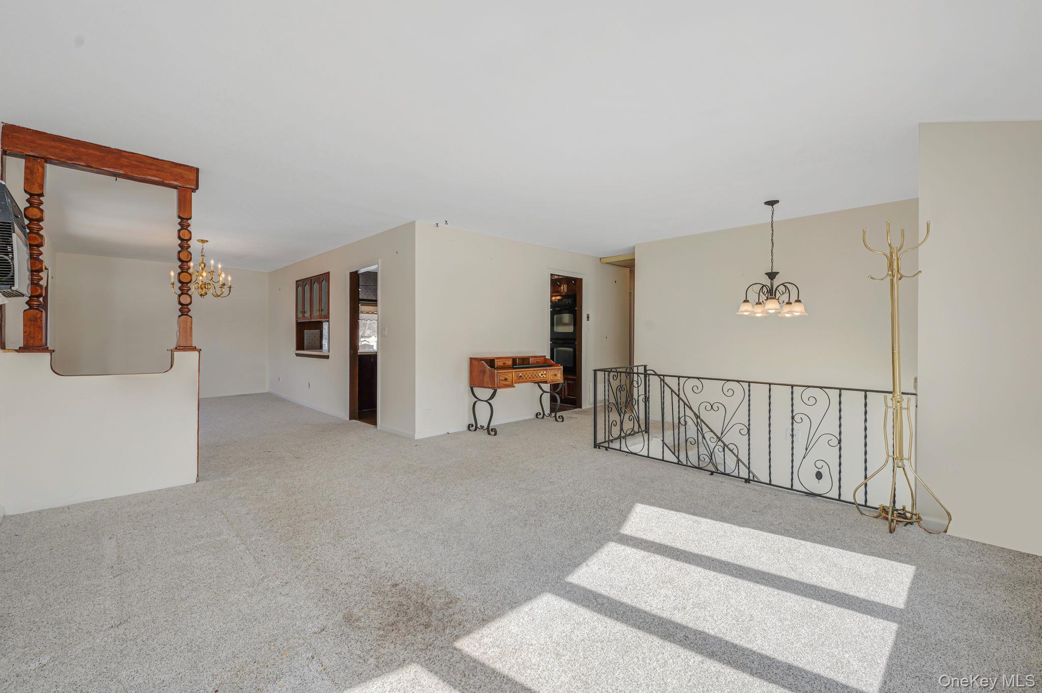 #9 photo, 109 Utica Street, सफ़ोक काउंटी Bay Shore , NY 11706