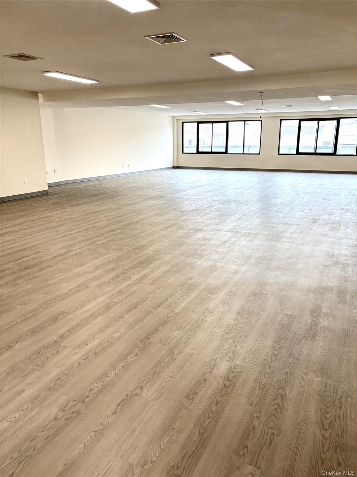 #4 photo, 1961 49th Street, Astoria , NY 11105