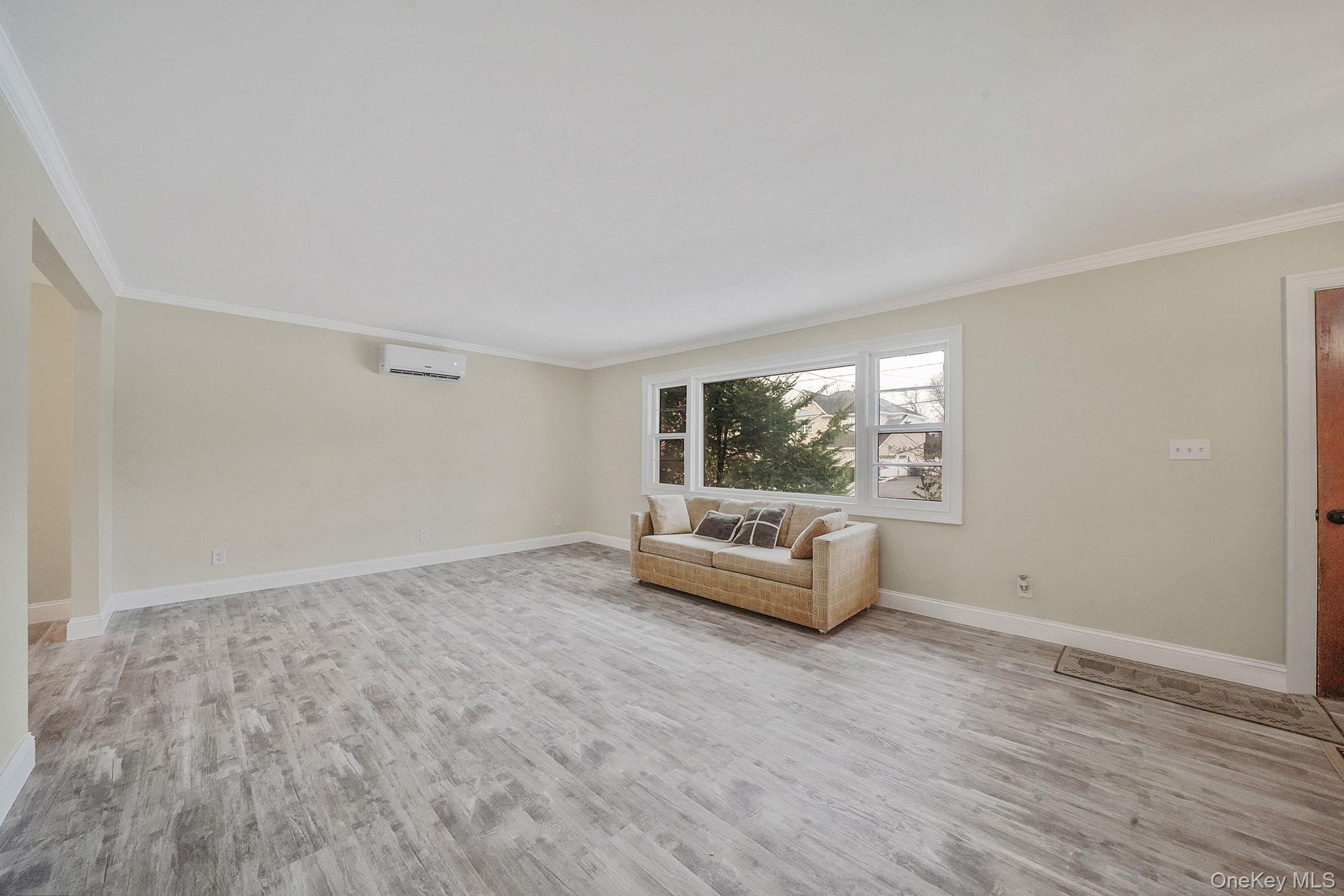 #5 photo, 62 Howard Street, Patchogue , NY 11772