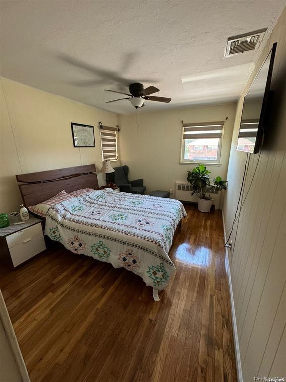 #15 photo, 830 Pepperidge Road, Westbury , NY 11590