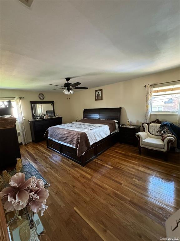 #5 photo, 830 Pepperidge Road, Westbury , NY 11590