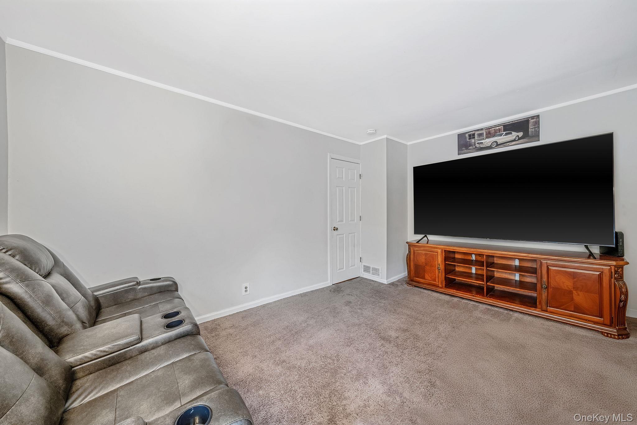 #13 photo, 126 Wauwepex Trail, Ridge , NY 11961