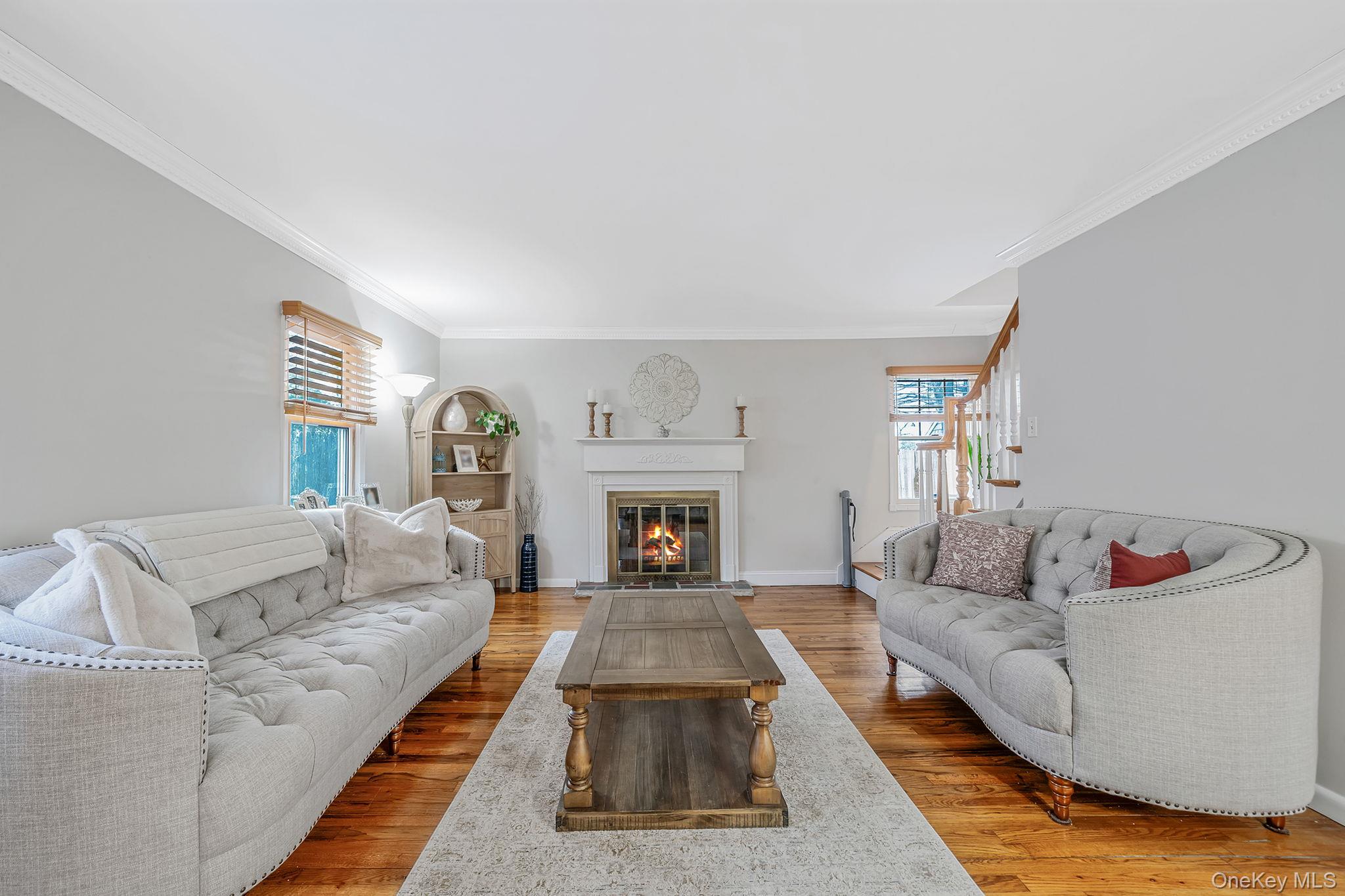 #4 photo, 126 Wauwepex Trail, Ridge , NY 11961