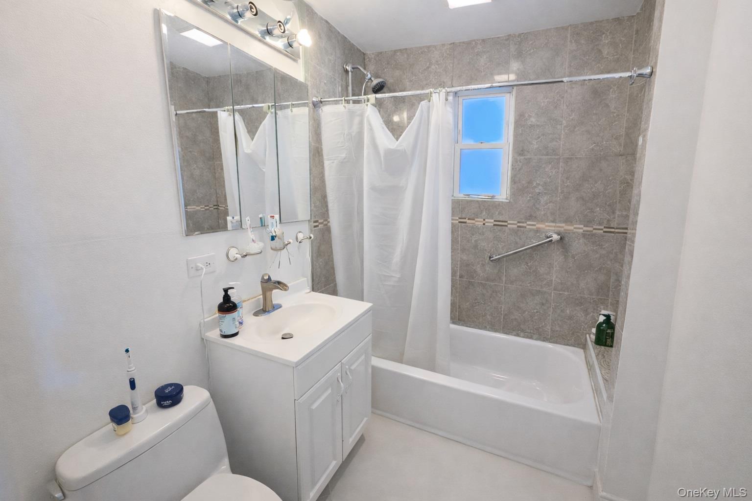 #12 photo, 3800 Orloff Avenue, ब्रोंक्स Bronx , NY 10463