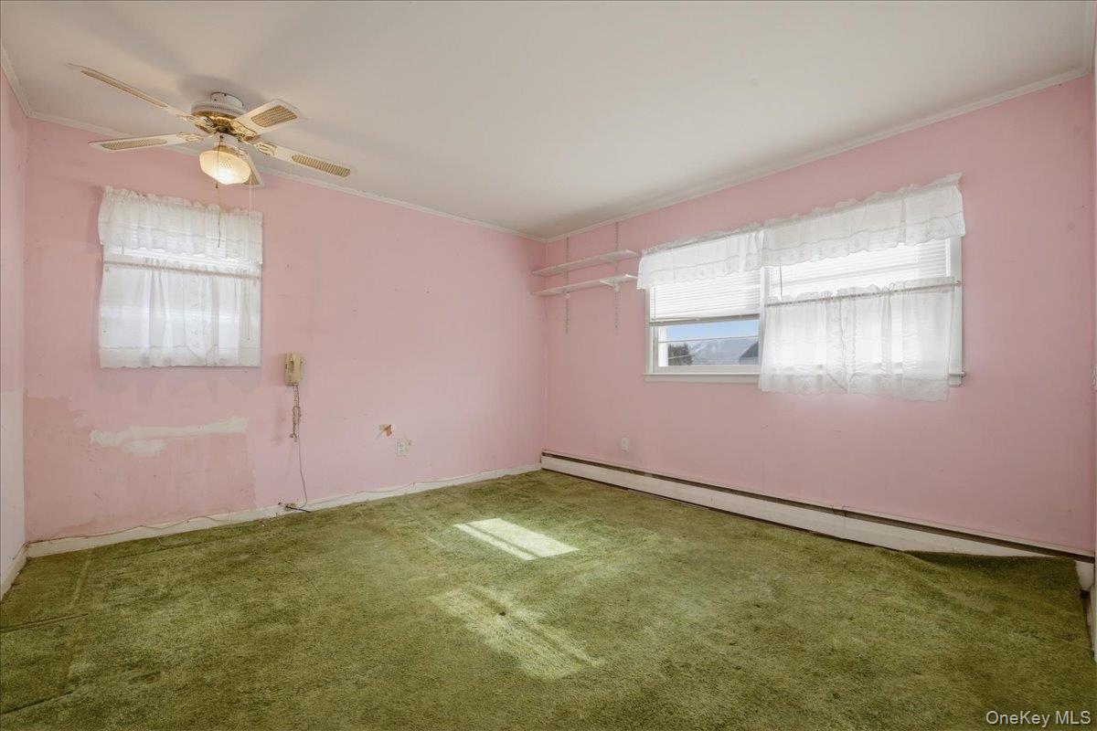 #16 photo, 24 Crag Lane, 롱 아일랜드 Levittown , NY 11756