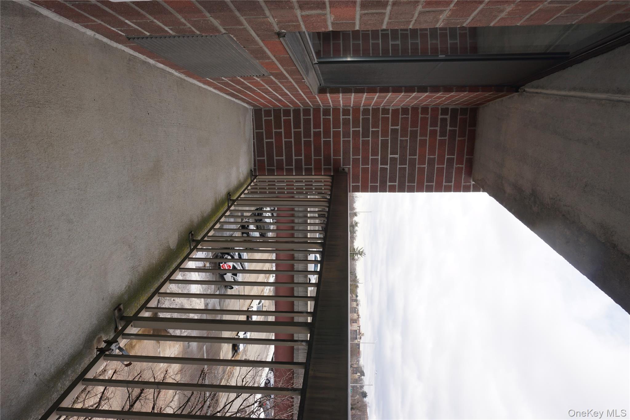 #8 photo, 777 N Macquesten Parkway, Fleetwood , NY 10552