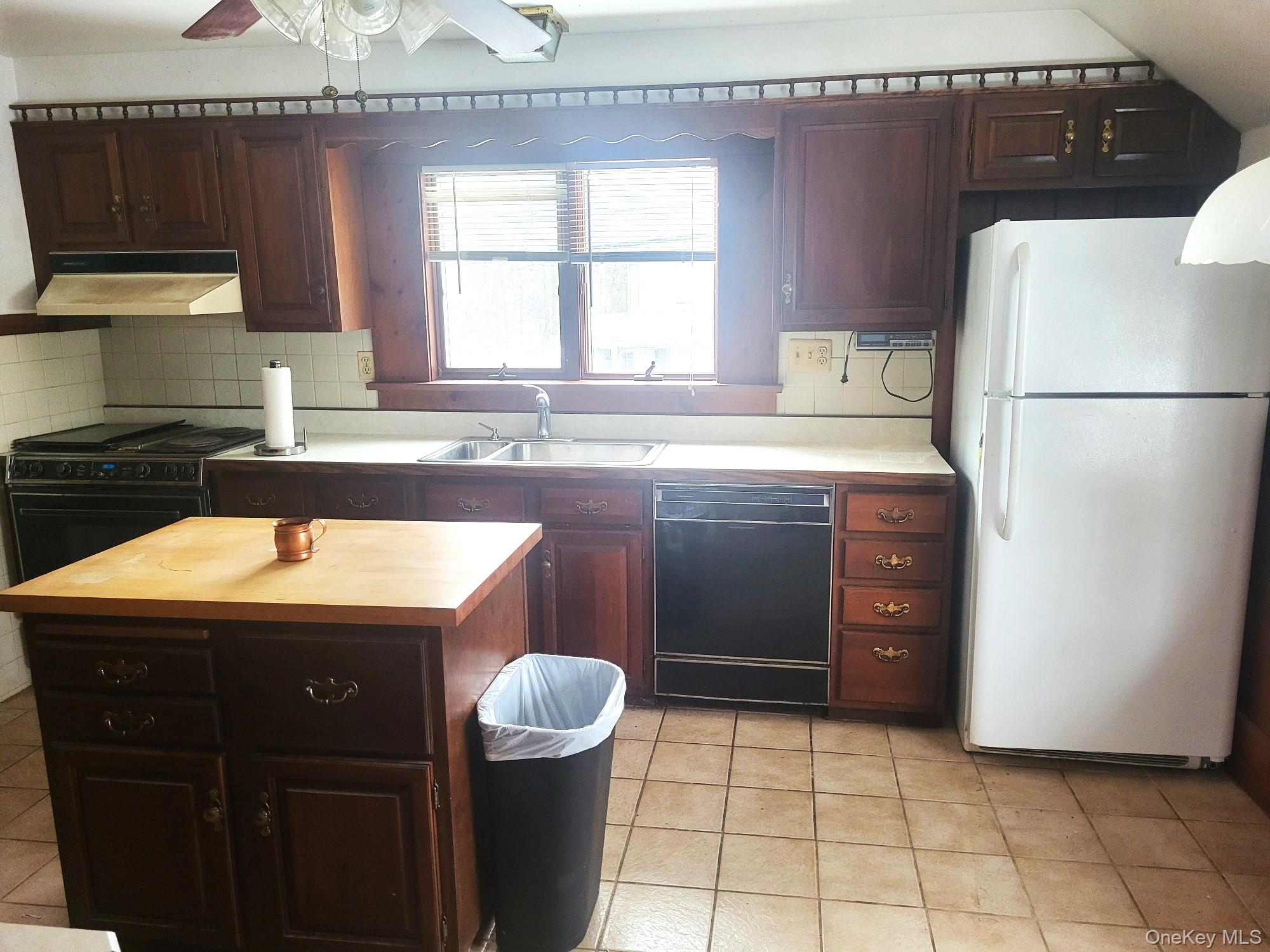 #8 photo, 7 Hambletonian Avenue, Chester , NY 10918