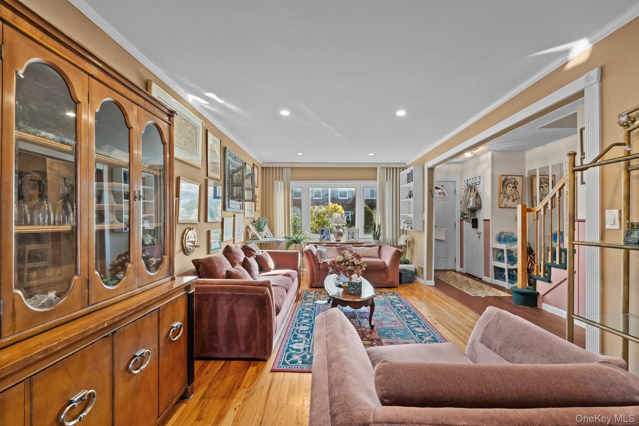 #4 photo, 3530 Long Beach Road, Нассау ‖ Oceanside , NY 11572