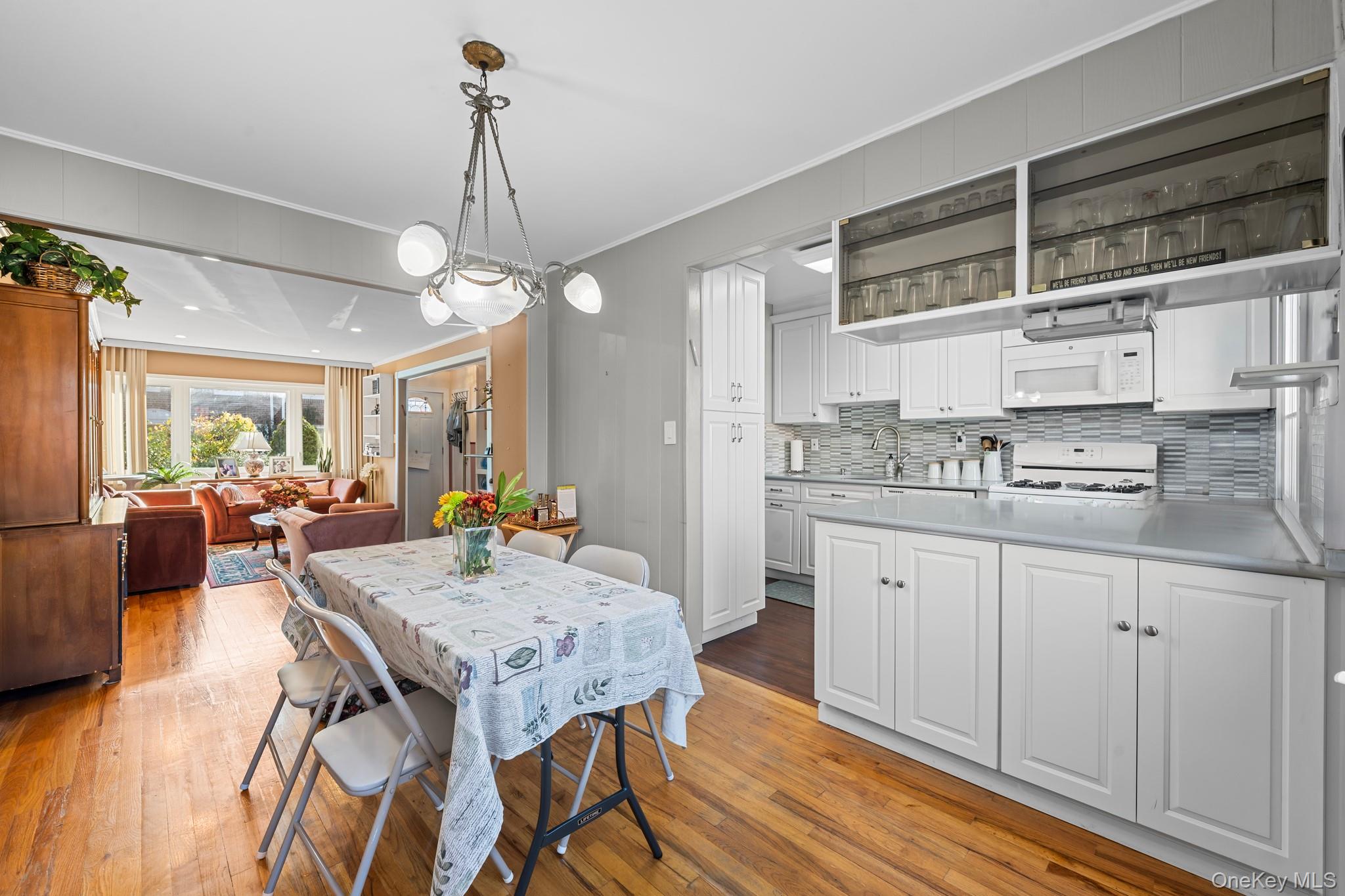 #6 photo, 3530 Long Beach Road, Нассау ‖ Oceanside , NY 11572