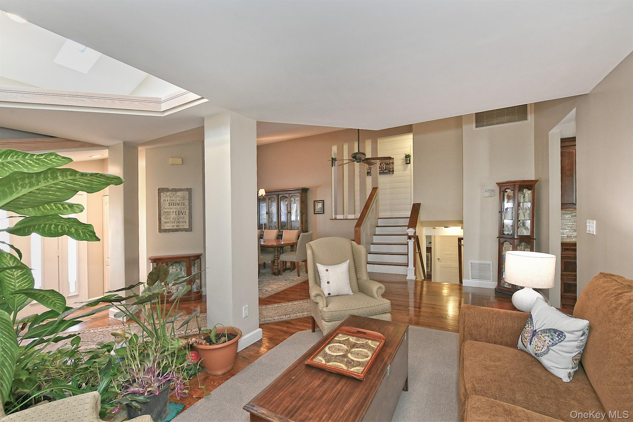 #14 photo, 44 Corsa Street, Dix Hills , NY 11746