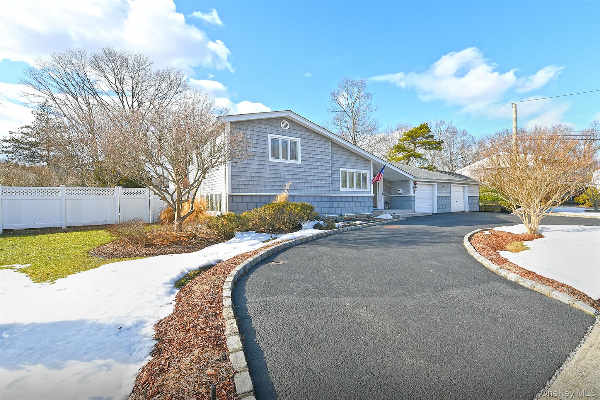 #3 photo, 44 Corsa Street, Dix Hills , NY 11746