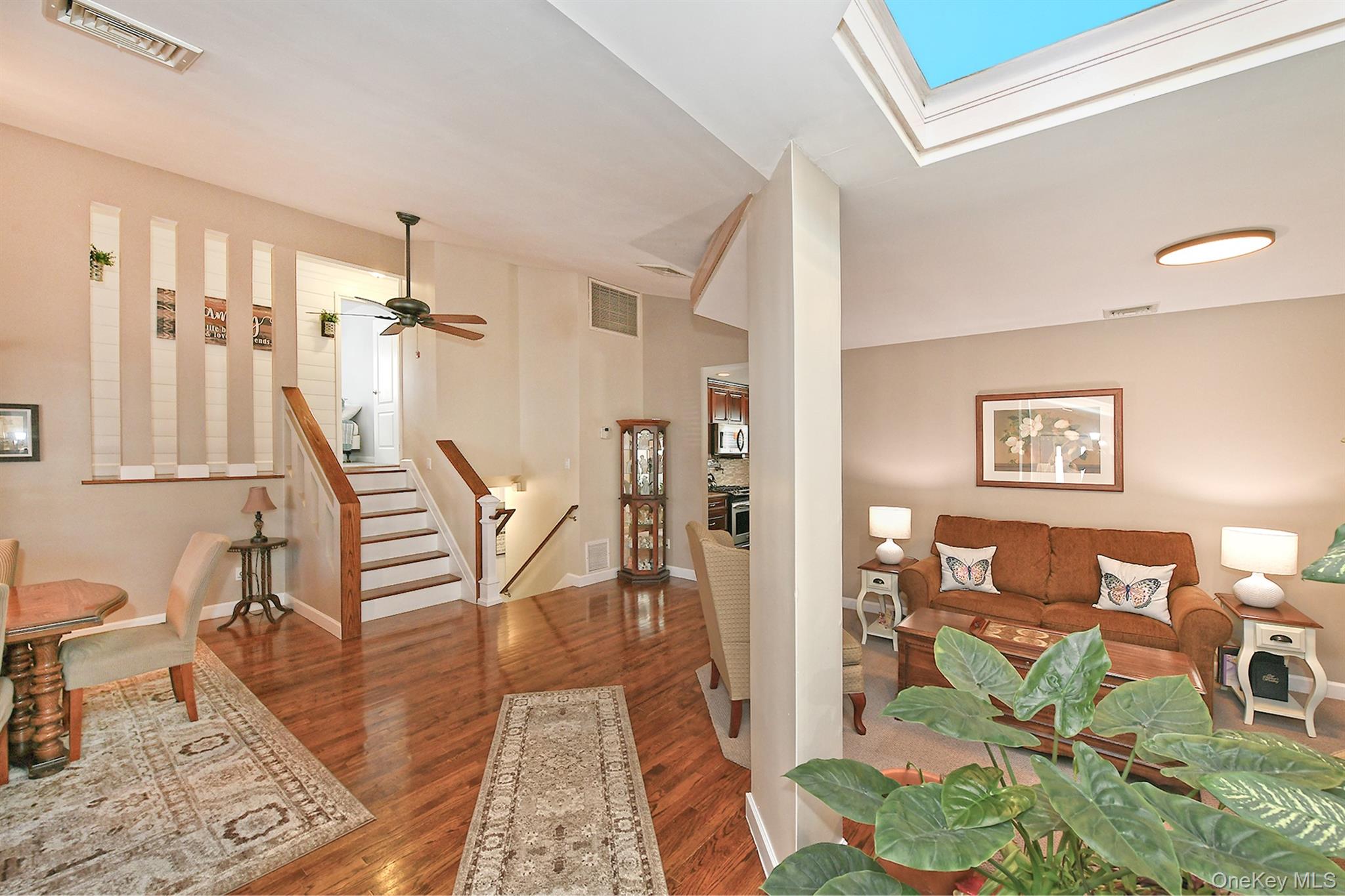 #6 photo, 44 Corsa Street, Dix Hills , NY 11746