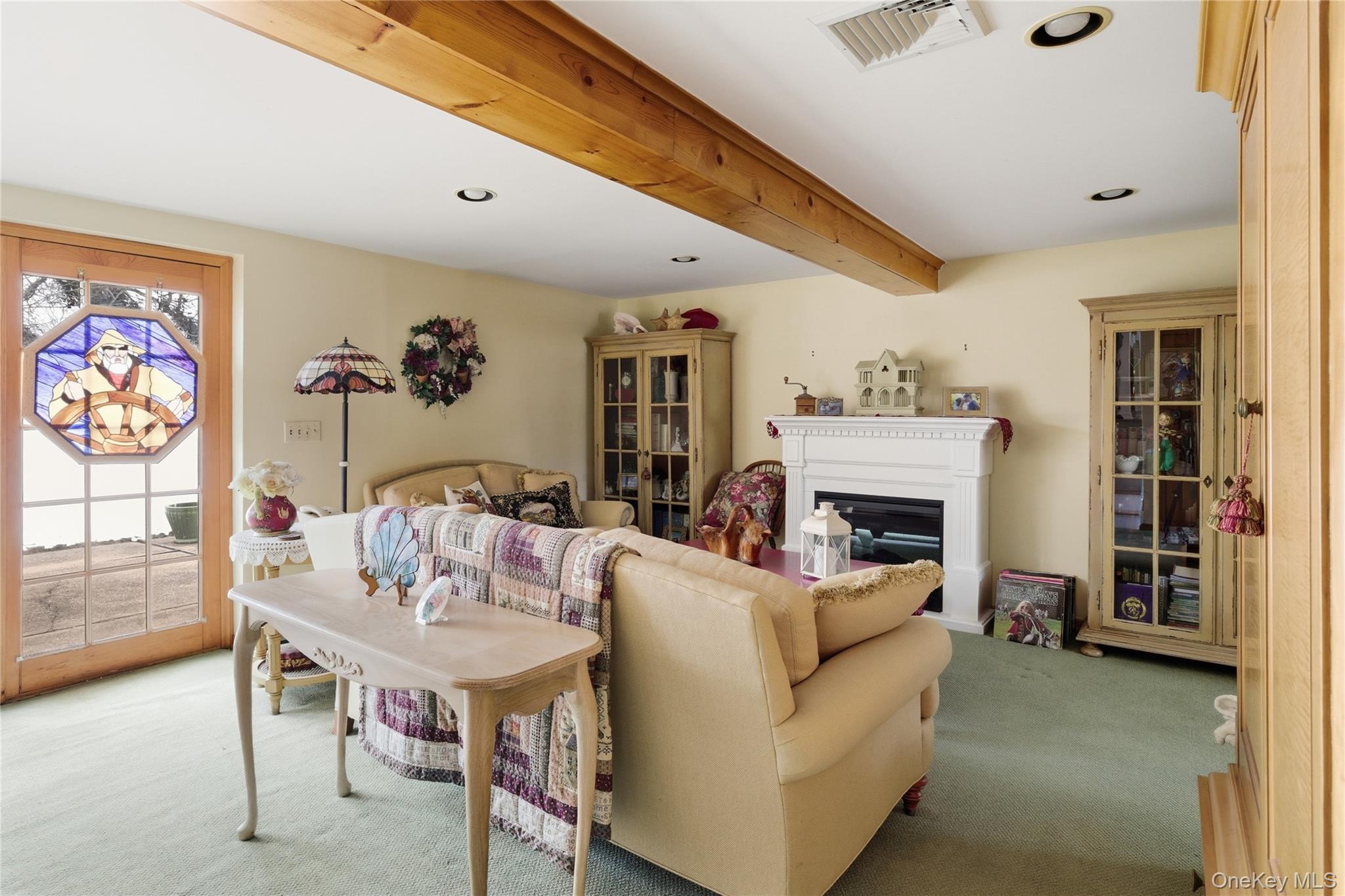 #19 photo, 138 Washington Street, Farmingdale , NY 11735