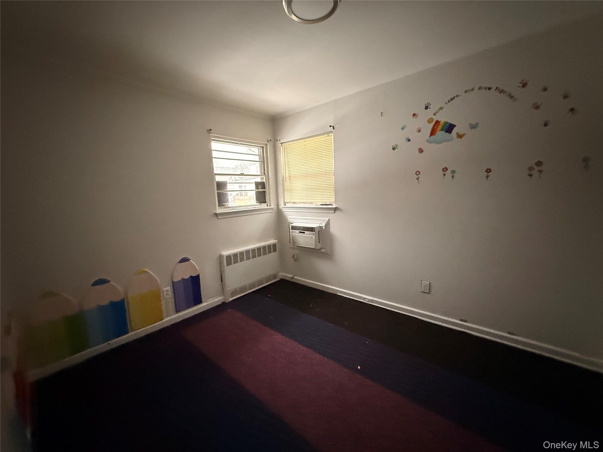 #3 photo, 46 elmira, מחוז נסאו Hicksville , NY 11801