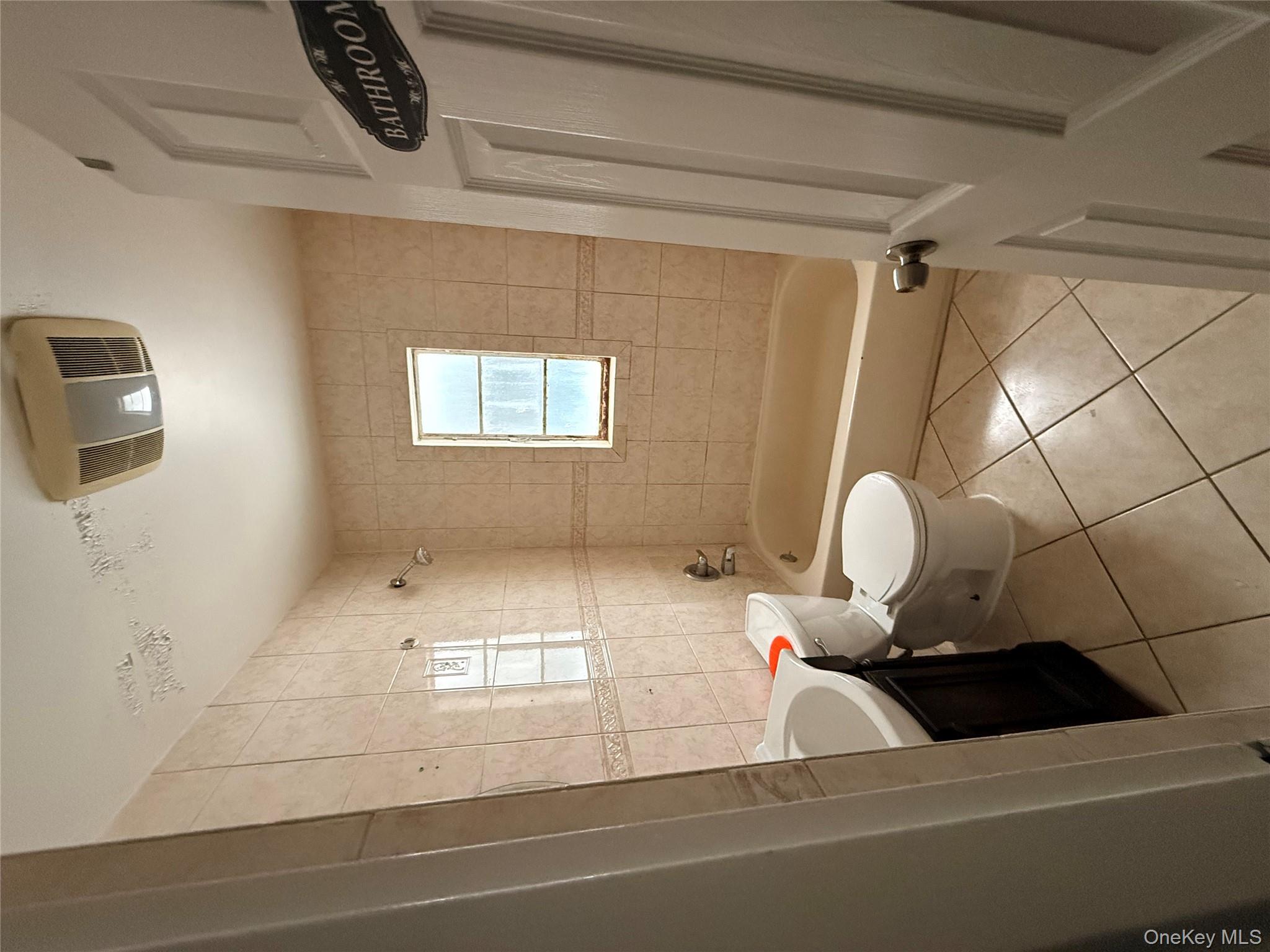 #4 photo, 46 elmira, מחוז נסאו Hicksville , NY 11801