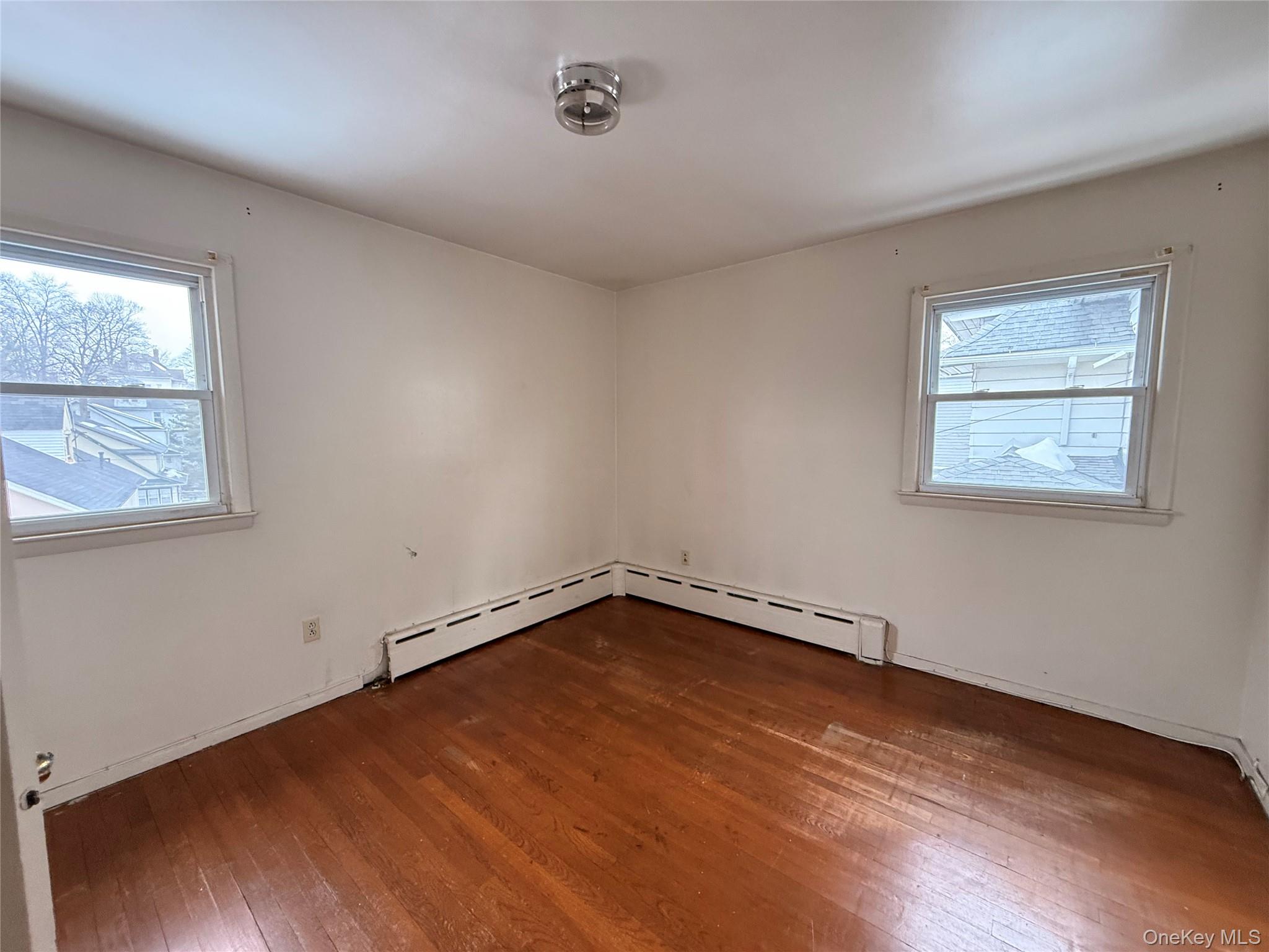 #9 photo, 46 elmira, מחוז נסאו Hicksville , NY 11801