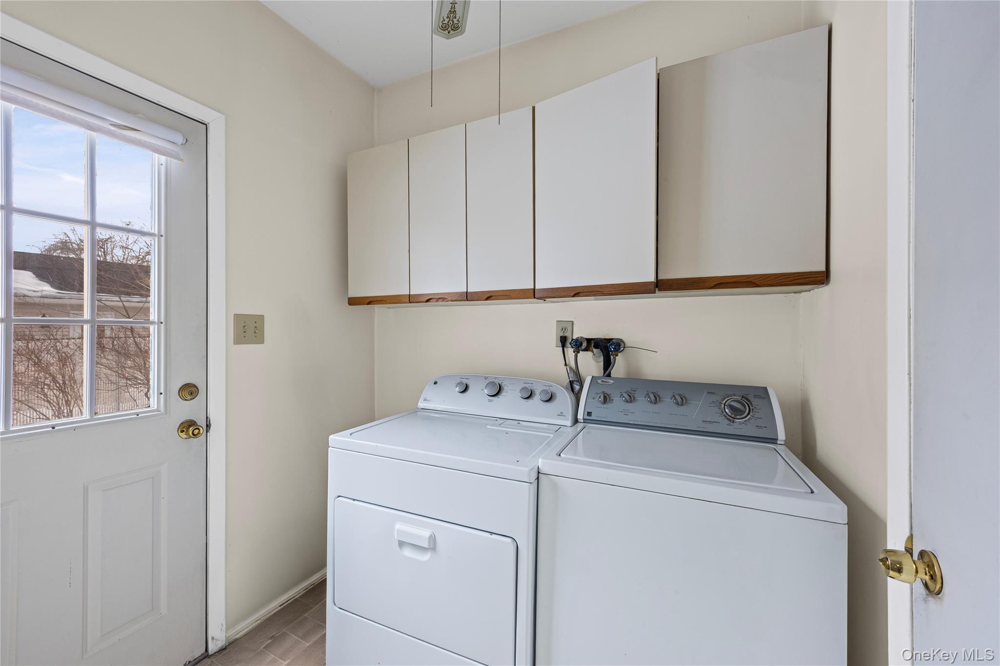 #16 photo, 6 23rd Street, East Setauket , NY 11733