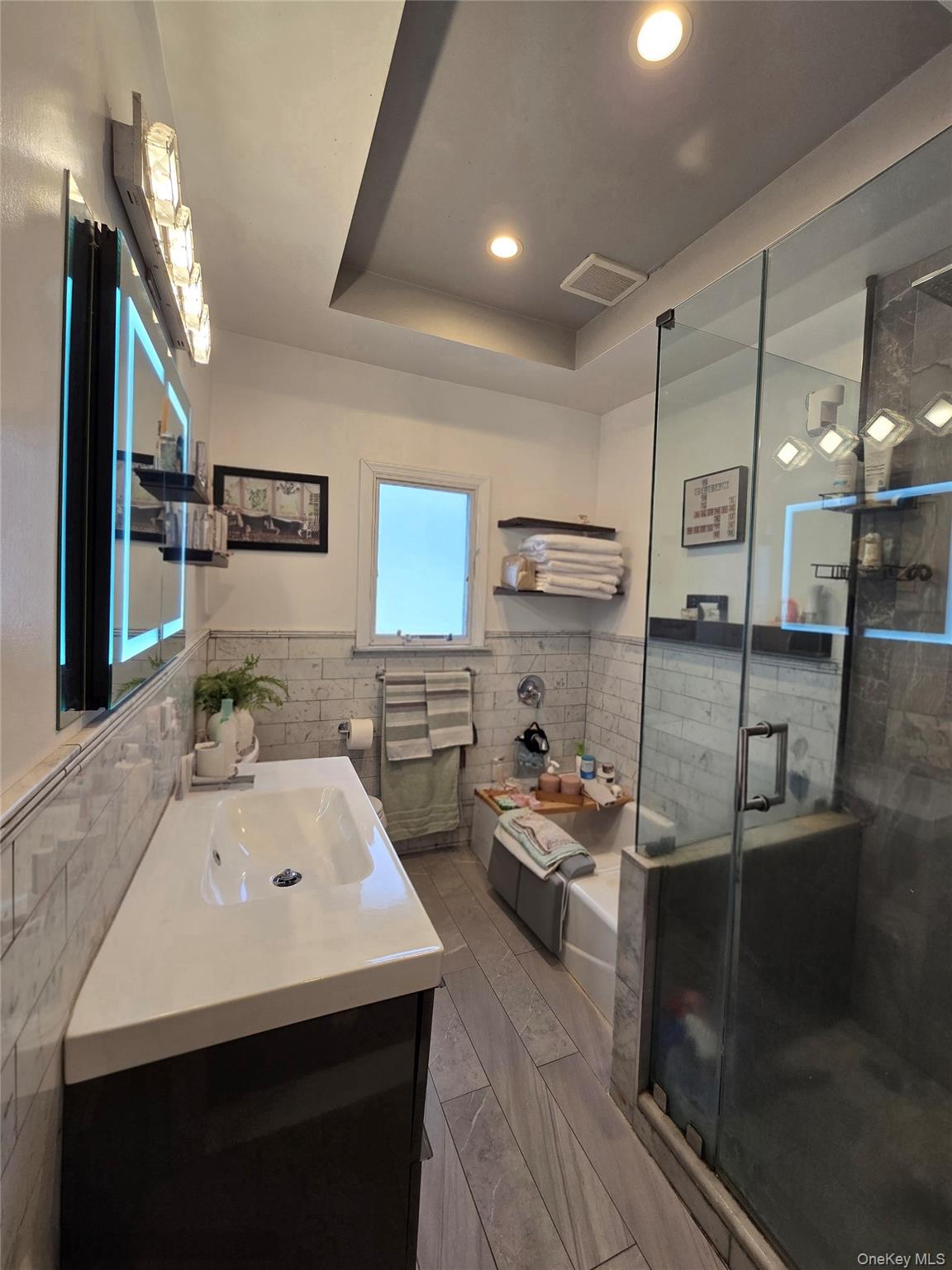 #11 photo, 98-08 164th Avenue, קווינס Howard Beach , NY 11414