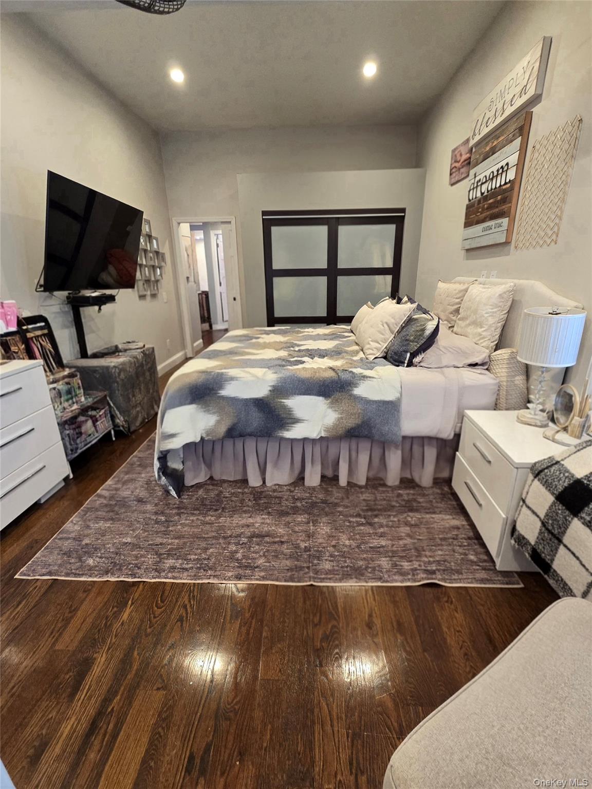 #14 photo, 98-08 164th Avenue, קווינס Howard Beach , NY 11414