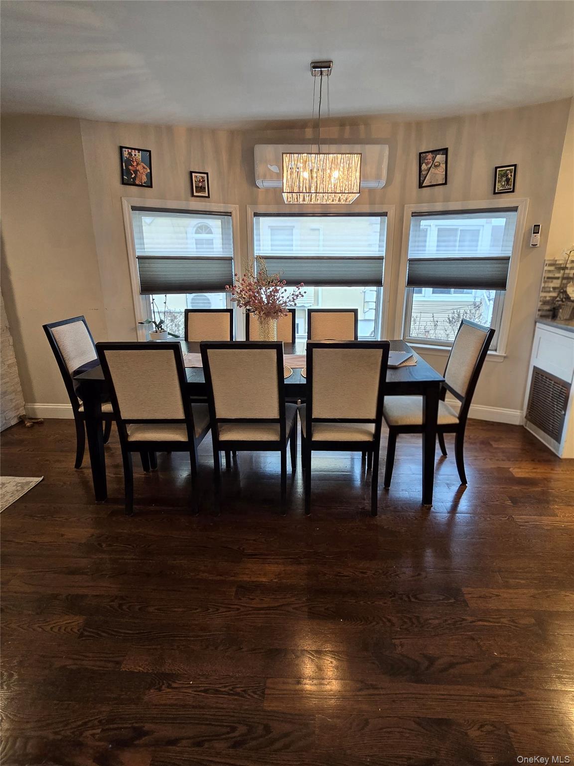 #5 photo, 98-08 164th Avenue, קווינס Howard Beach , NY 11414