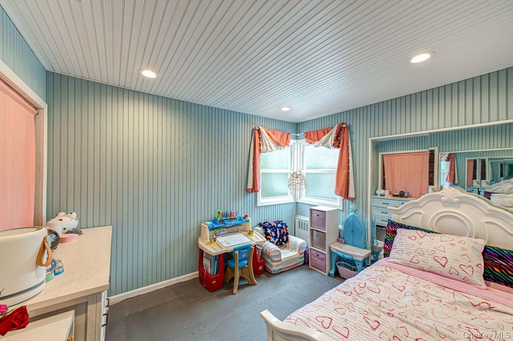 #12 photo, 4 Hollyberry Road, 长岛 Plainview , NY 11803