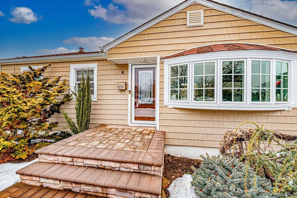 #2 photo, 4 Hollyberry Road, 长岛 Plainview , NY 11803