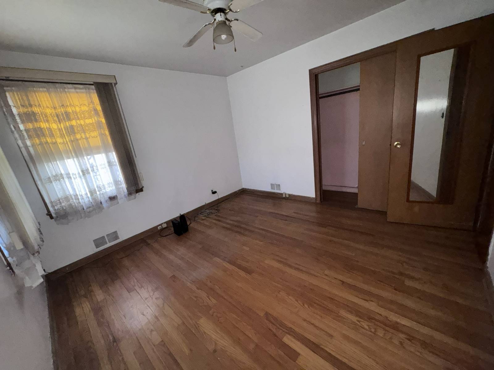 #8 photo, 219-19 112th Road, 皇后區 Queens Village , NY 11429