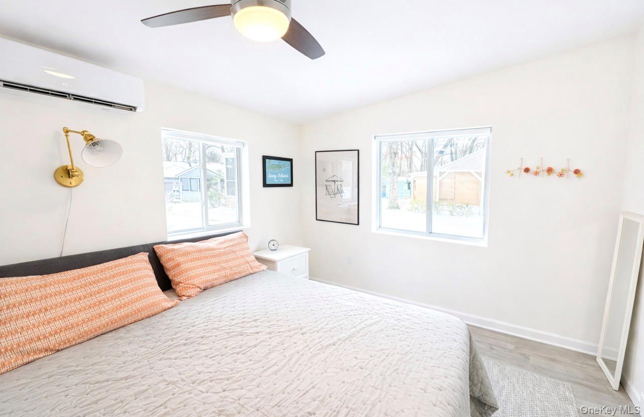 #11 photo, 24 Anchor Path, Baiting Hollow , NY 11933