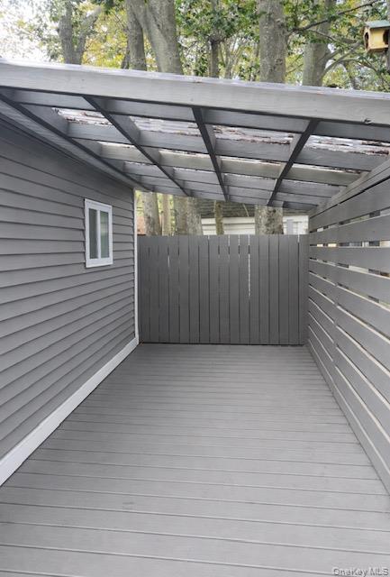 #16 photo, 24 Anchor Path, Baiting Hollow , NY 11933