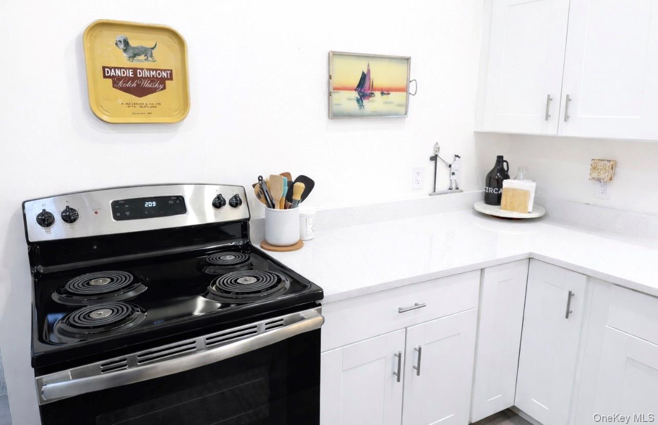 #4 photo, 24 Anchor Path, Baiting Hollow , NY 11933