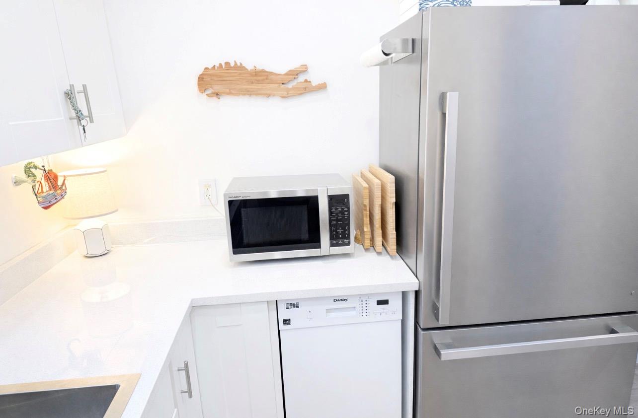 #6 photo, 24 Anchor Path, Baiting Hollow , NY 11933