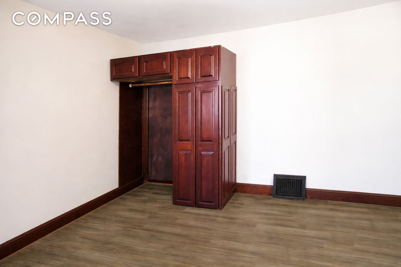 #8 photo, New York City, 스태튼 섬 New York City , NY 10303