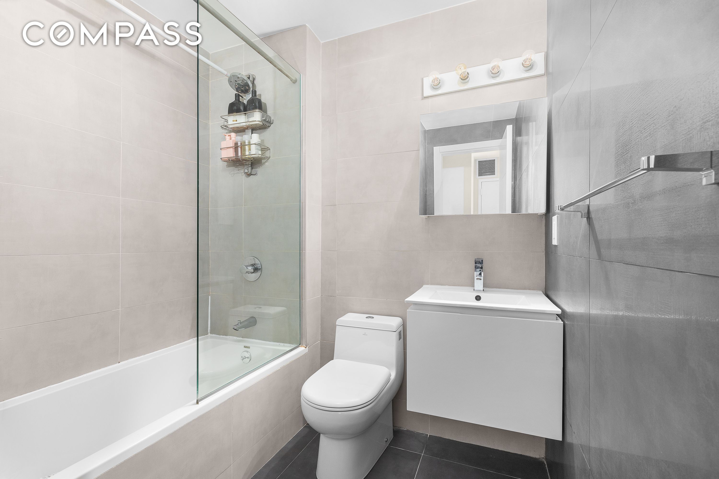 #9 photo, 364 Lafayette Avenue, Clinton Hill , NY 11238